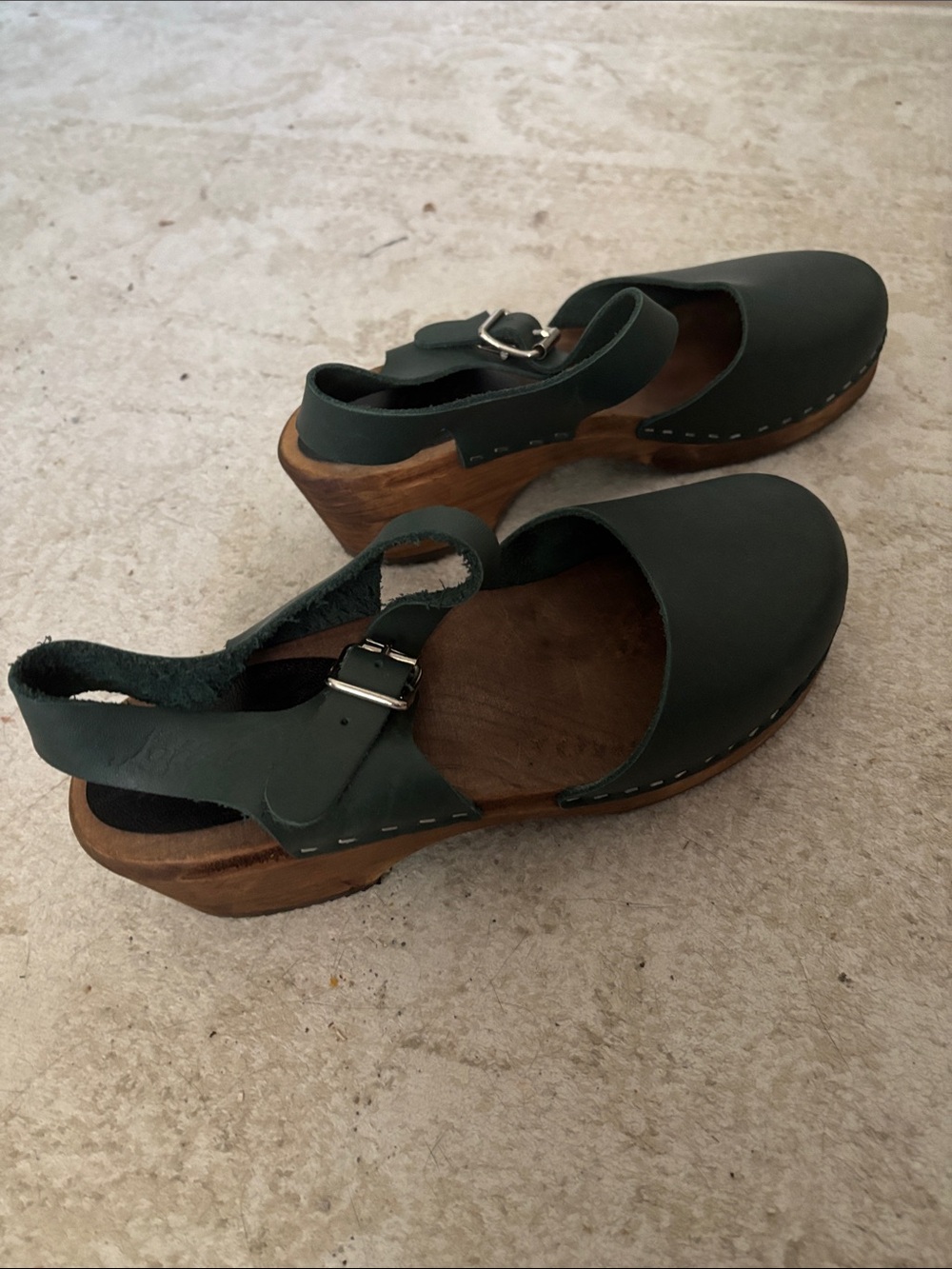 Lotta Highwood Dark Green Clogs on Brown Base - Picture 4 of 7